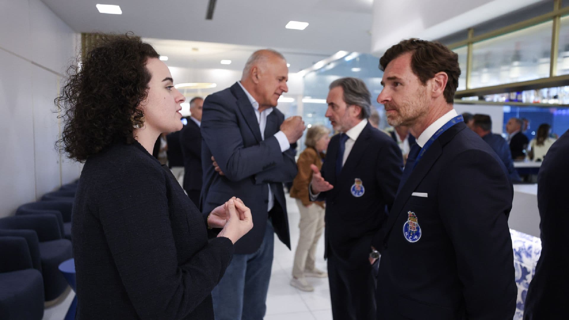 Dirigentes das Casas FC Porto convidados para o Camarote Presidencial